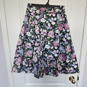 Vintage Floral Women's Flowy Pants